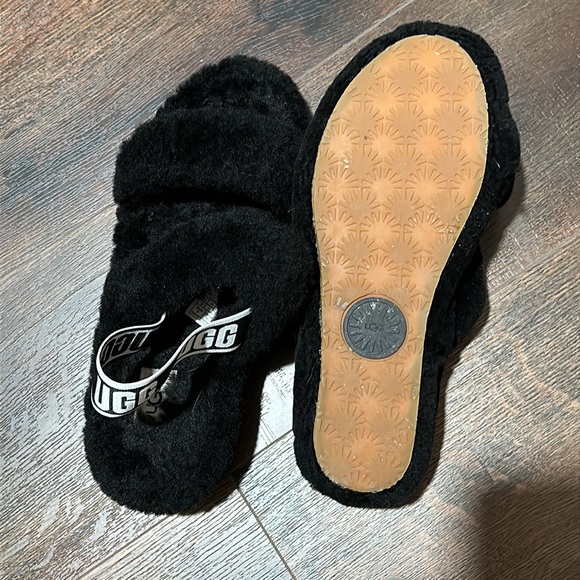 UGG Oh Yeah Black Sheepskin Shearling Platforms - Picture 6 of 6